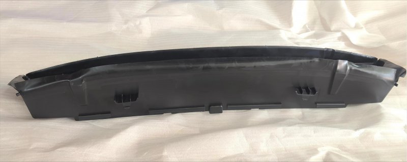 For  Range Rover Vogue 2023+ Front bumper Radiator upper air Deflector LR152627 LR172488